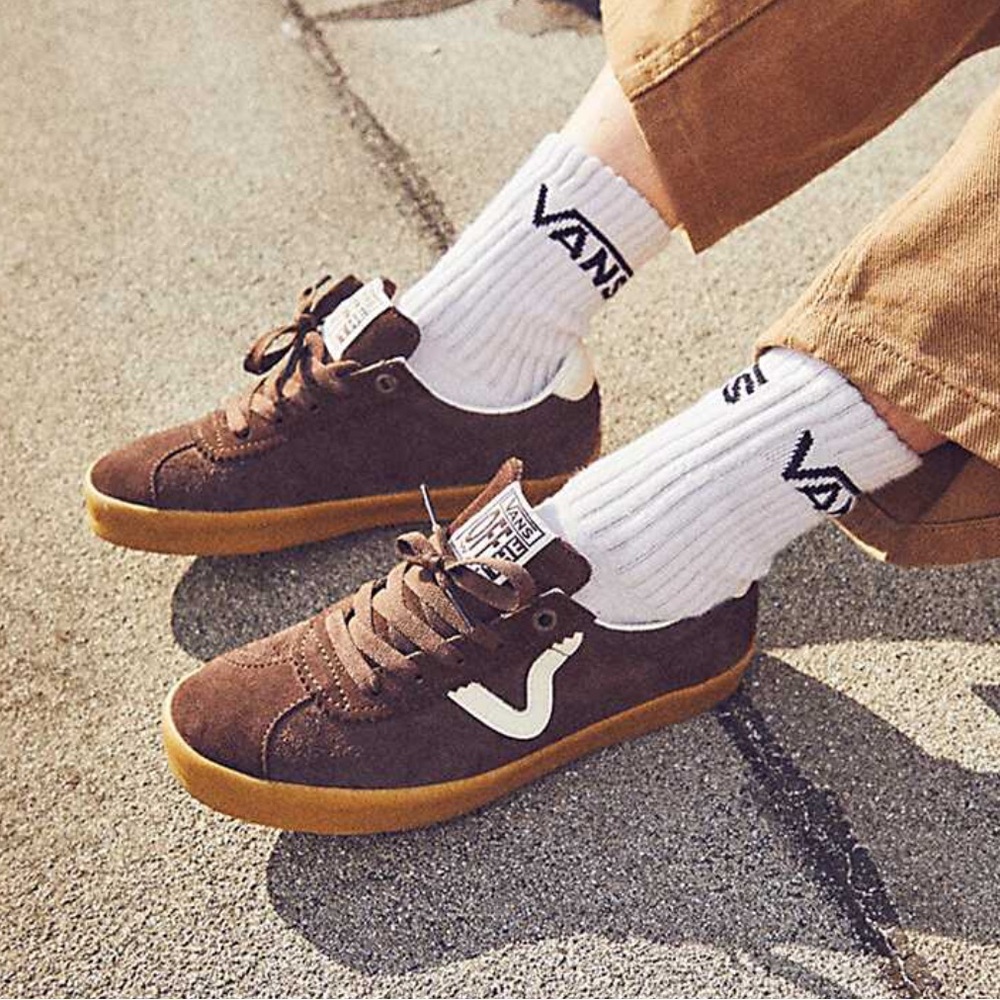Vans Sport Low Bambino Suede Sneaker in Chocolate Brown W8/M6.5